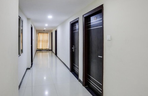 Secunderabad Hotel | Collection O Lotus Grand