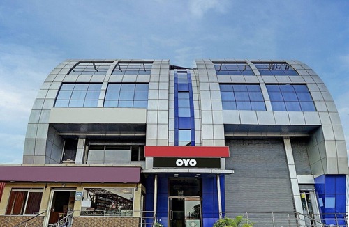 Bengaluru House | Collection O Madhura Residency