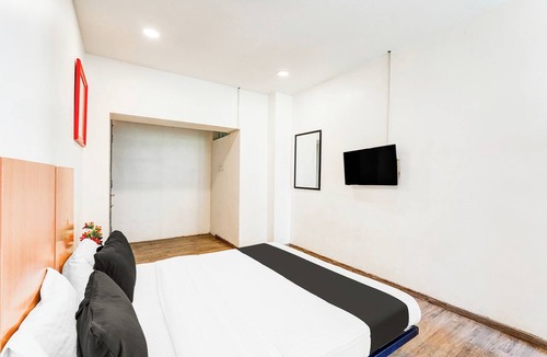 Perungudi Hotel | Collection O OMR Perungudi Thiruvanmiyur