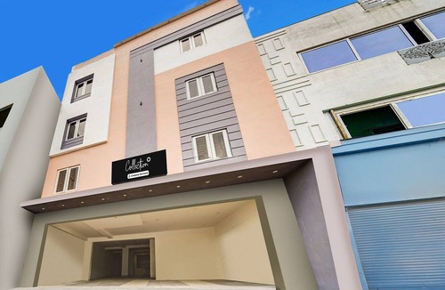 RS Puram House | Collection O RS Puram North Railway