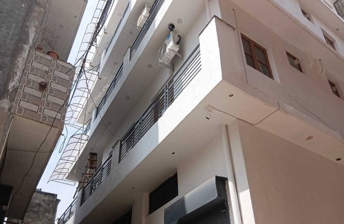 Kharar House | Collection O Sector 5 Chandigarh
