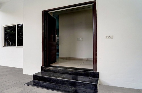 Thiruvananthapuram House | Collection O Trivandrum Airport
