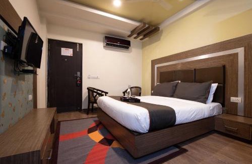 Ambernath Hotel | Collection O Vangani Railway Station Hotel Chadha
