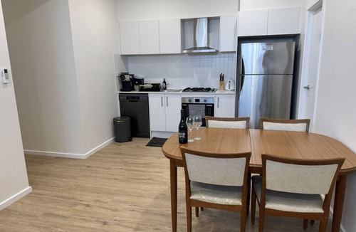 Menangle Park House | Cozy Family Escape for 8 | New Build Menangle Park
