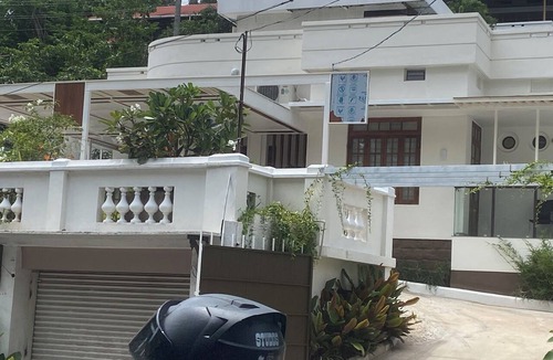 Thiruvananthapuram House | Cozy heritage home, modern comforts, peaceful setting, close to the city