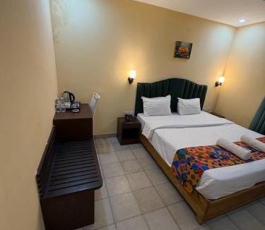 Calangute Hotel | De Alcazar Calangute