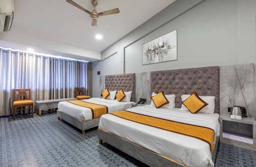 Juhu House | De Classico Hotel - Lokhandwala