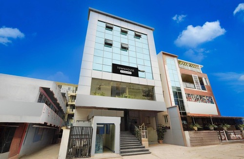Krishnarajapura House | Deluxe Townhouse Whitefield