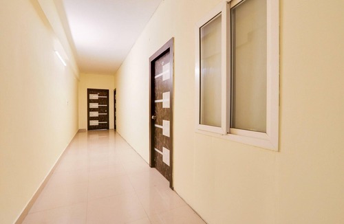 Bowenpally House | DeluxeAlpine Glow Pinnacle