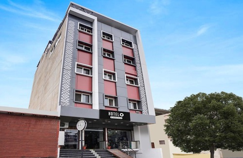 Ajmer House | DeluxeHotel Grand Suman