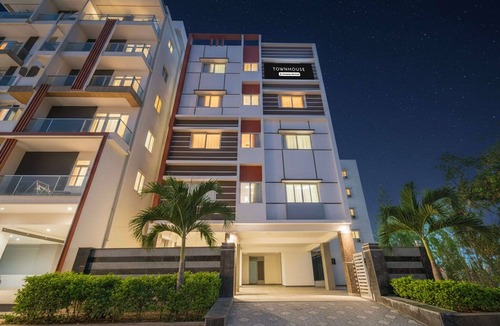 Gachibowli House | DeluxeSrinika Inn
