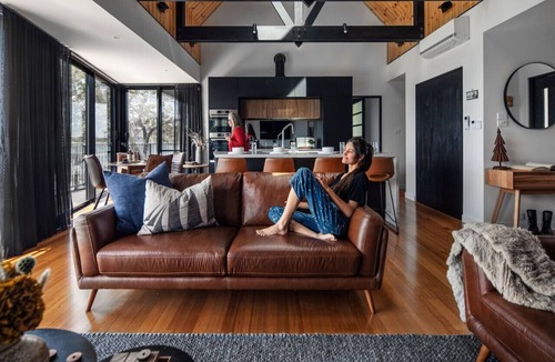 Deviot House | Deviot Boat House - romantic, absolute waterfront