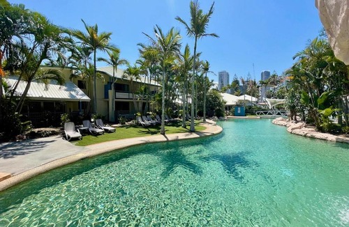 Mermaid Beach Apartment | Diamond Beach 70