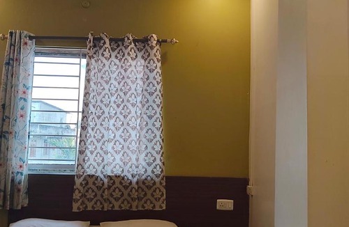 Sualkuchi Hotel | Disang Nest