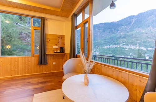 Old Manali House | Doghari Stays - Casa de Paradiso