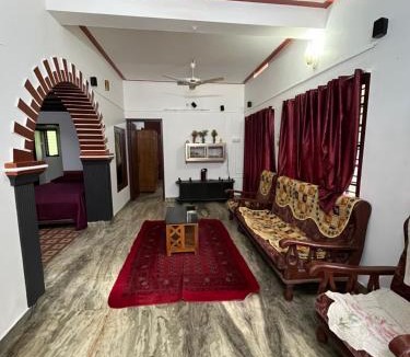 Irinjalakuda House | Dragster Heritage Villa