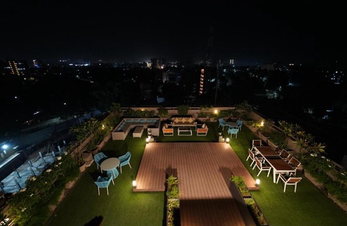 Thaltej Apartment | Ebony Residency