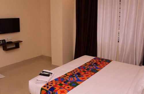 Whitefield Hotel | Elephant Suites Brookefield # 5