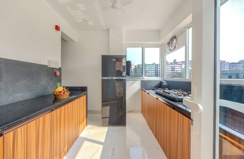 Chicalim Villa | ELIVAAS Midpoint Uno 7 Room Retreat with Pool