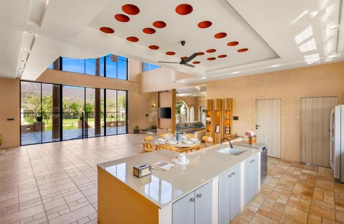 Village Hokra Villa | ELIVAAS Signature TUSCAN Villa Pet-Friendly with Pvt Pool and Lawn