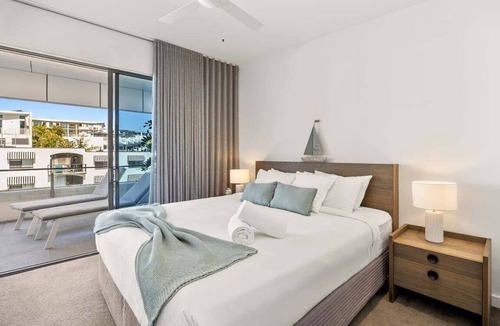 Alexandra Headland Resort | Elysee Beachside 2 Bedroom Ultimate Apartment