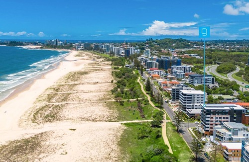 Bilinga Apartment | Escape 201 - Beachfront Luxury in Bilinga/North Kirra - Linen Provided