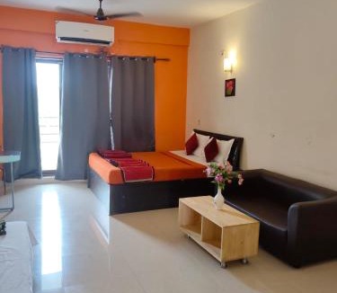 Bommayapalayam Hotel | Estancia