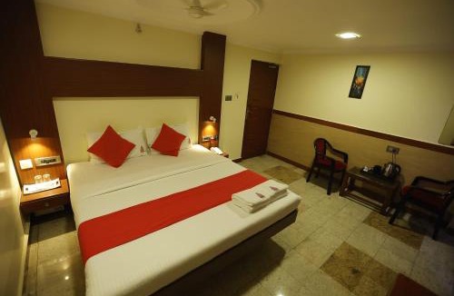 Tiruchirappalli Hotel | EVEREST PARK RESIDENCY