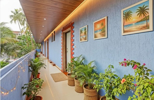 Calangute Hotel | Fabhotel 22 Square Living Spaces