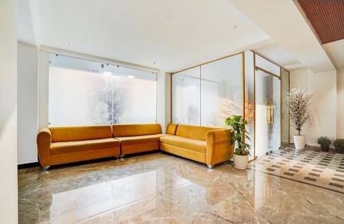 Udyog Vihar Hotel | FabHotel Amrit Luxury Inn- Near Candor Tech Space