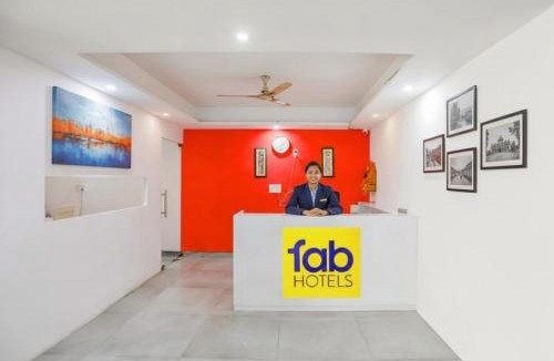 Noida Hotel | FabHotel F9 Sector 19