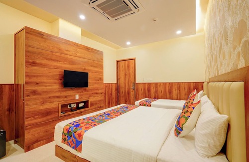 Krishnarajapura Hotel | FabHotel Golden Stay I - Krishnarajapuram