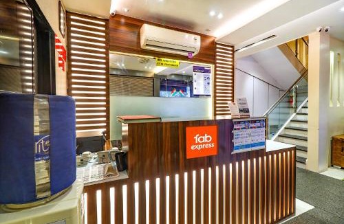 Kurla West Hotel | FabHotel Grand Heritage - Nr BKC