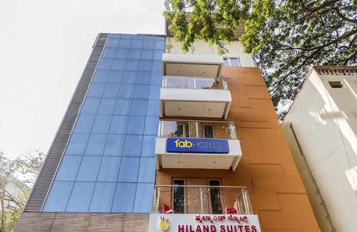 Sheshadripuram Hotel | Fabhotel Hiland Suites