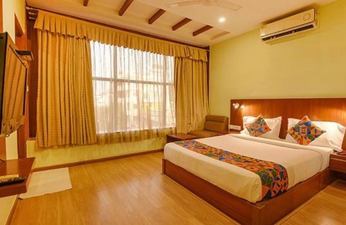 BTM Layout Hotel | Fabhotel Jen & Jo