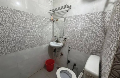 Sector D Hotel | Fabhotel Lotus Star