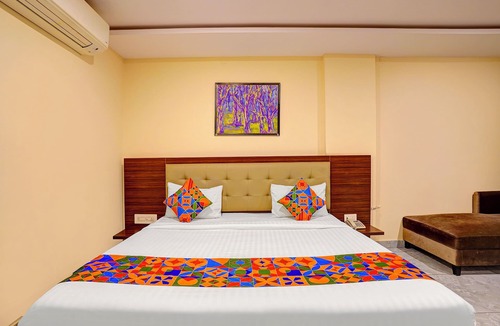 Bommasandra Hotel | FabHotel Millennials - Jigani