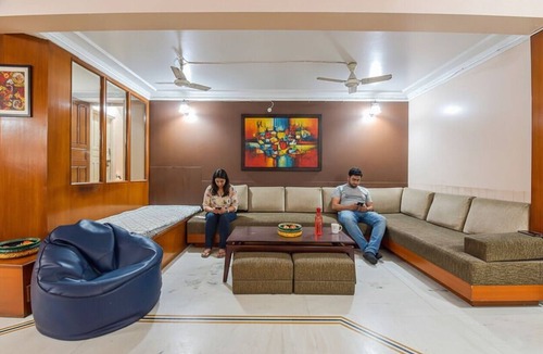 Pink City Hotel | Fabhotel Pink Cozzy
