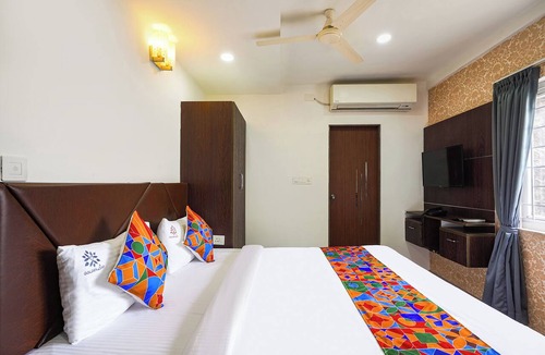Brookefield Hotel | Fabhotel Prime Golden Leaf