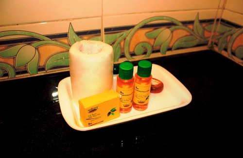 Patel Nagar Hotel | FabHotel Ramhan - Nr. Patel Nagar Metro