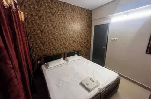 Namakkal Hotel | Fabhotel Royal Residency I