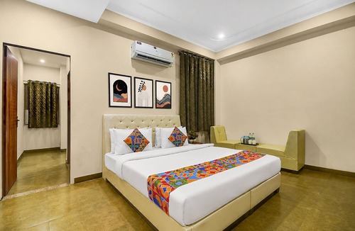Durgapura Hotel | FabHotel Runway, Near Jawahar Circle - Patrika Gate