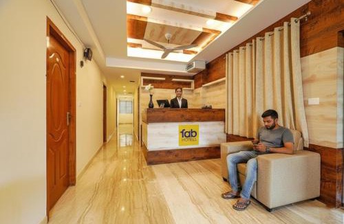 Jayanagar Hotel | FabHotel Shakthi Suites - Nr Jayadeva Hospital