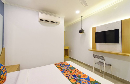 Banjara Hills Hotel | FabHotel The Cinco Primera - Nr. LV Prasad, Banjara Hills