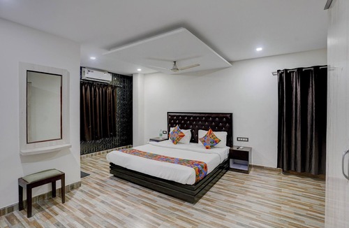 Calangute Hotel | FabHotel The Sky - Nr. Calangute Beach