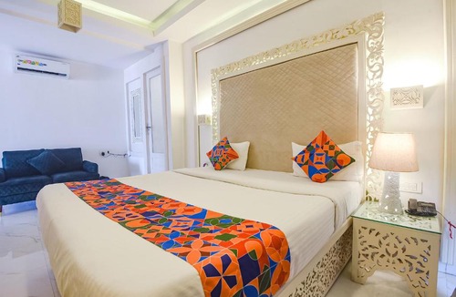 Calangute Hotel | FabHotel Yahweh Beach Inn With Bar, Calangute