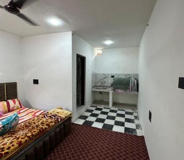 Gund House | FOOD NEST HOMESTAY Thune