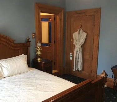 Beechworth Bed & Breakfast | Freeman On Ford