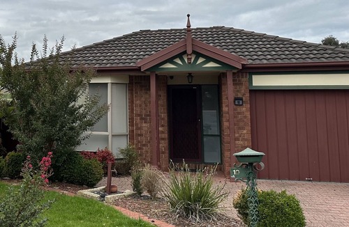 Westmeadows House | Fully furnished home 10 minutes from Melbourne Airport