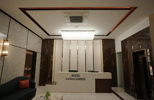 Sagara Hotel | Gamagashree Hotel and Fine Dine